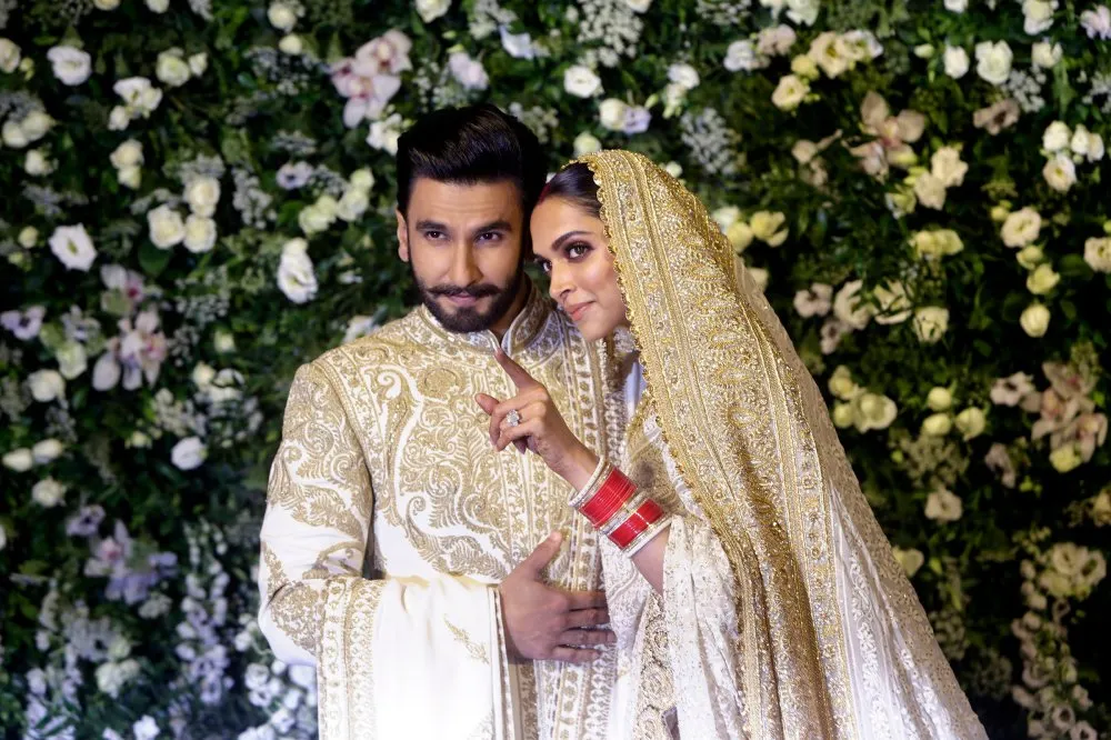 8139 deepika padukone honeymoon looks
