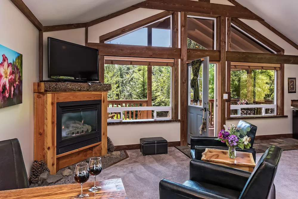 8140 cabin interior fireplace