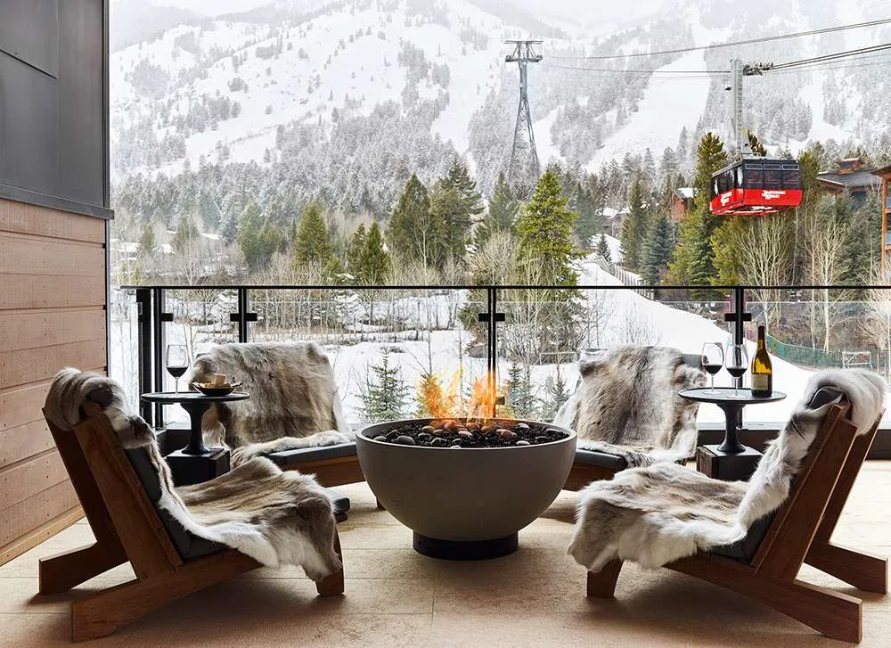 /img/8161-mountain-honeymoon-memories.webp