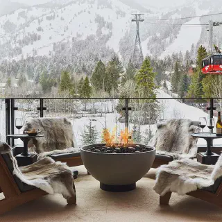 /img/8161-mountain-honeymoon-memories.webp