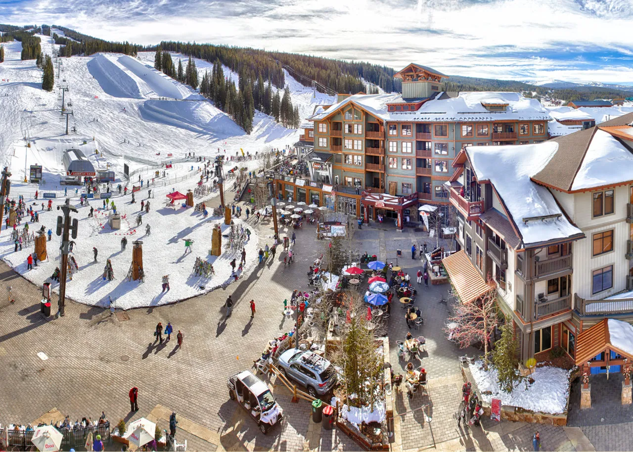/img/8174-colorado-resort-honeymoon.webp
