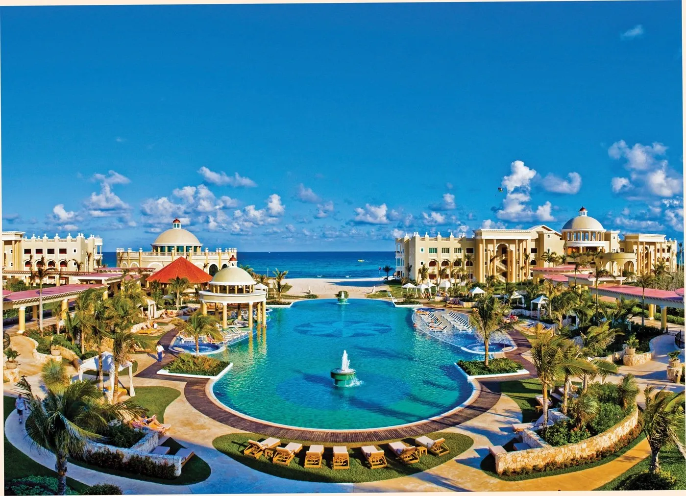 8191 luxury resort