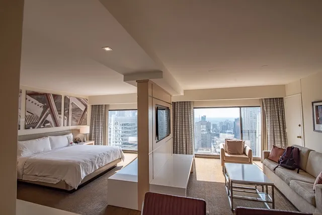 8245 chicago hotel luxury