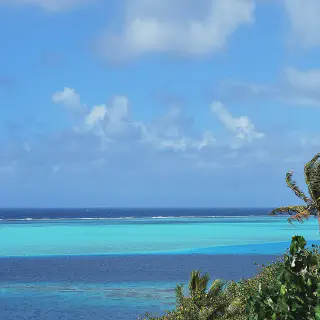 /img/8252-july-honeymoon-packing.webp