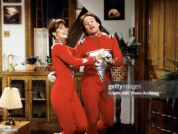 8253 mork mindy restaurant