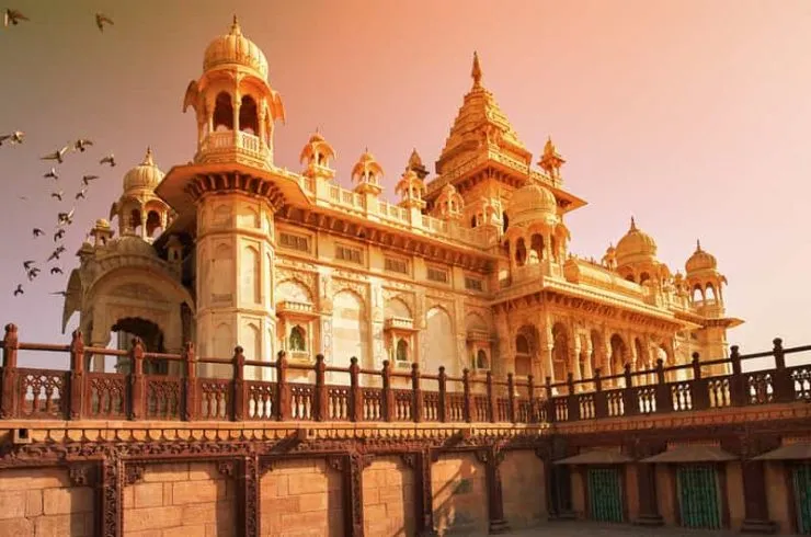 8254 delhi inn booking tips