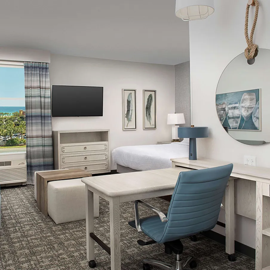8259 luxury honeymoon suite