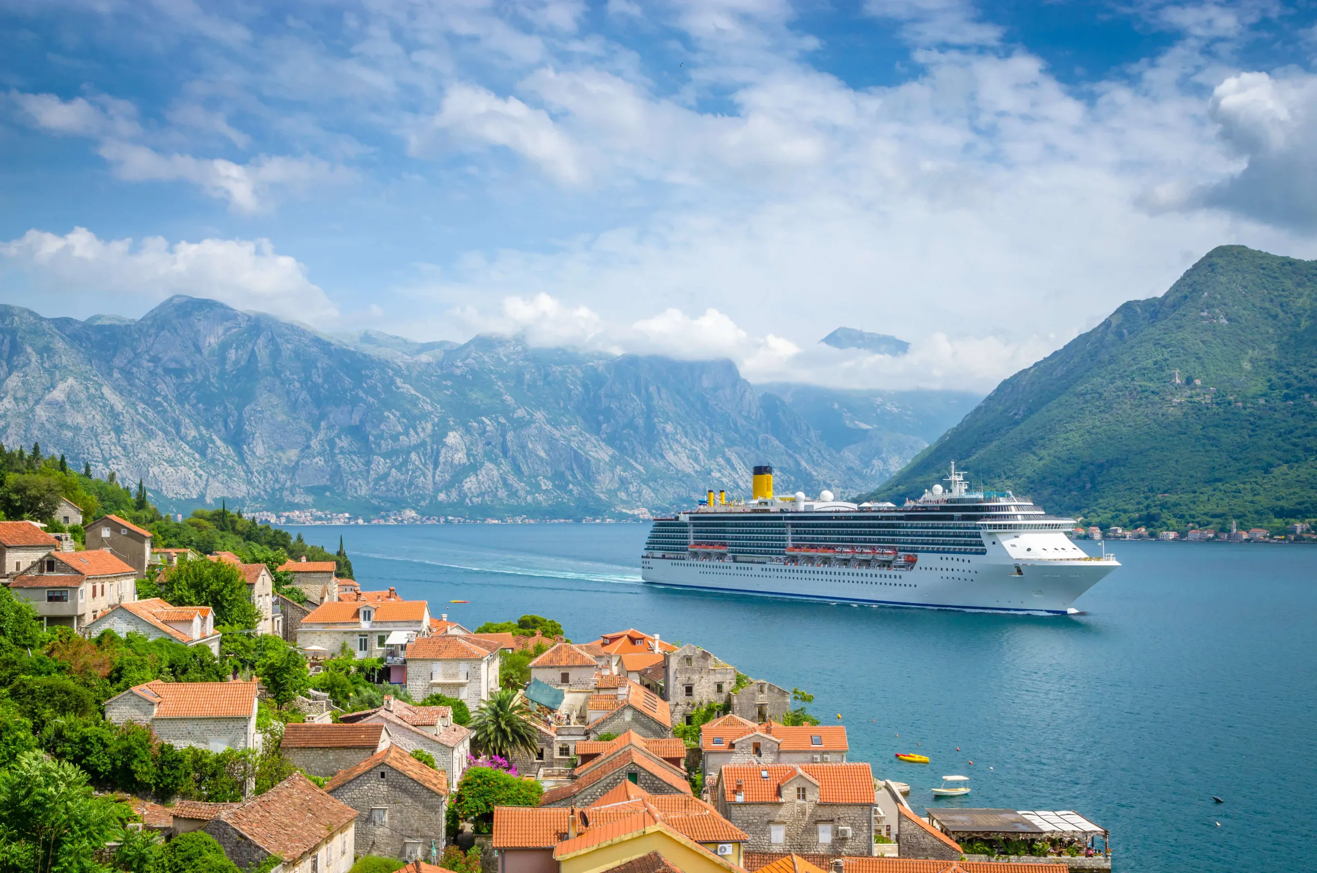 /img/8273-honeymoon-cruise-memories.webp