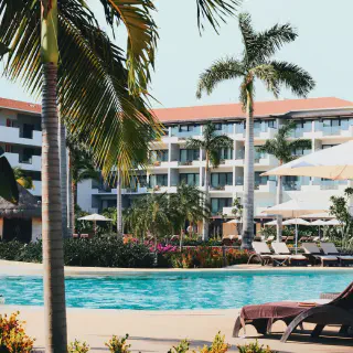 /img/8283-all-inclusive-resort-image7.webp