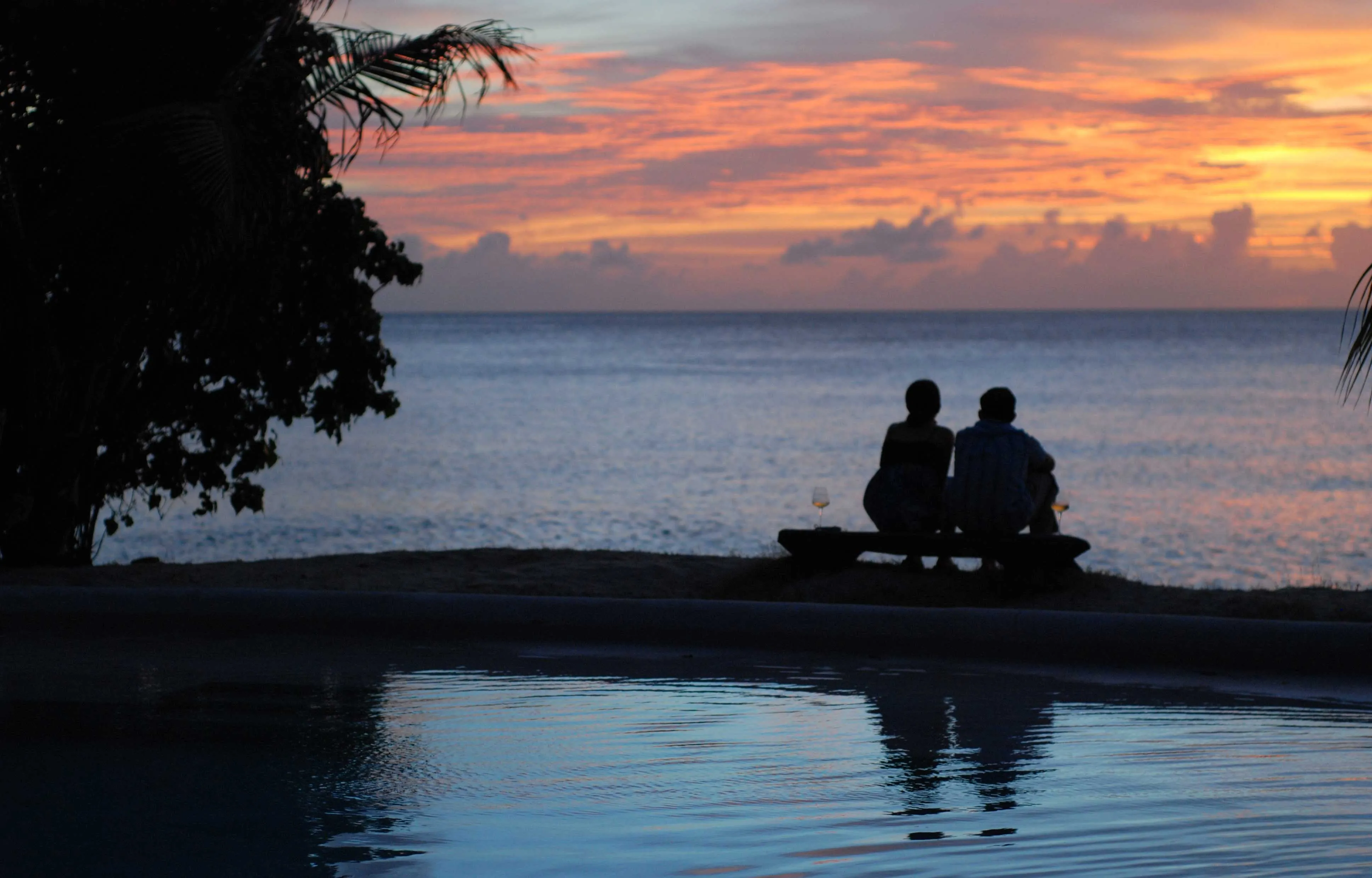 8289 grenada honeymoon resort