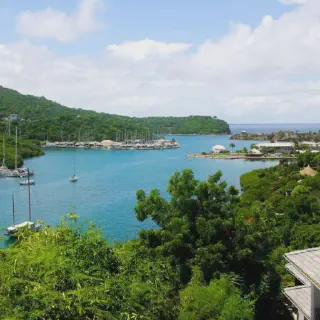 /img/8293-caribbean-honeymoon-transportation.webp