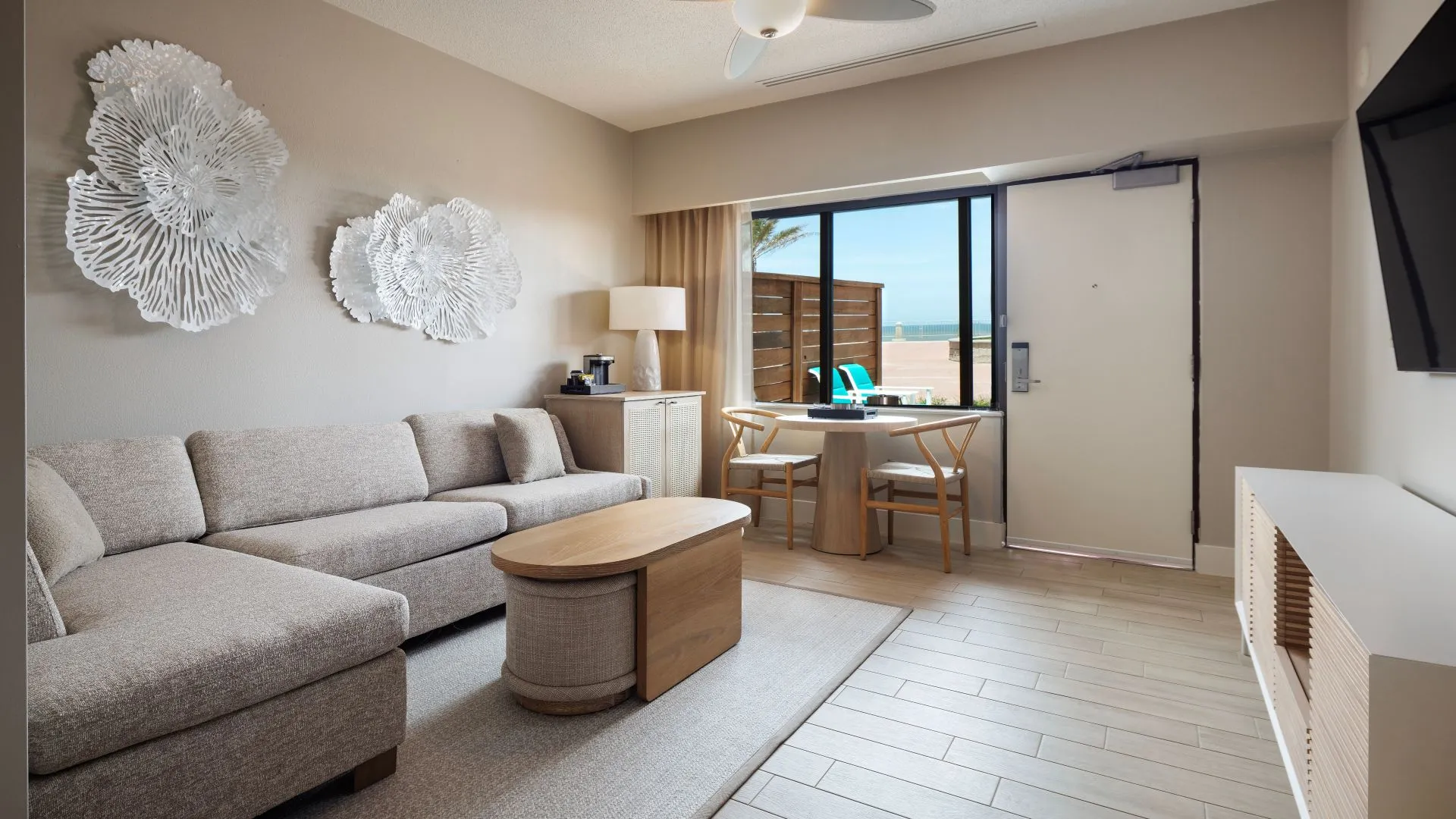 8301 budget friendly honeymoon suite