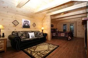 8303 honeymoon hills cabin mountain view