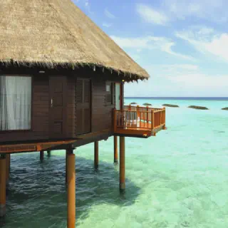 /img/8336-honeymoon-planning.webp