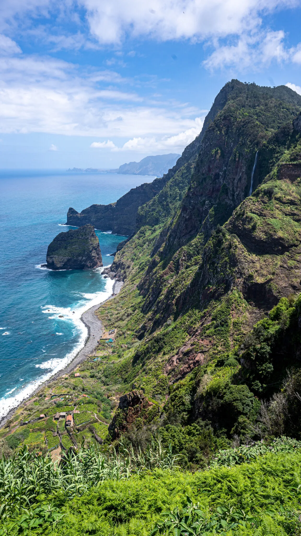 /img/8339-couple-travel.webp