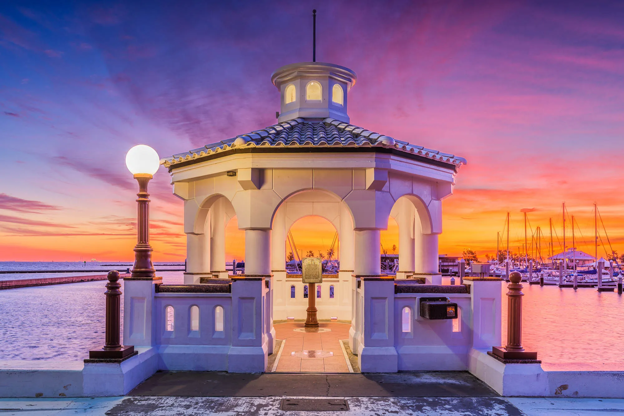 8352 texas honeymoon romantic spots image5