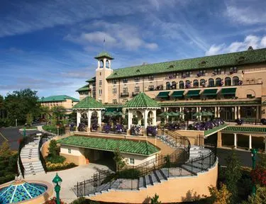 8353 pennsylvania resort spa