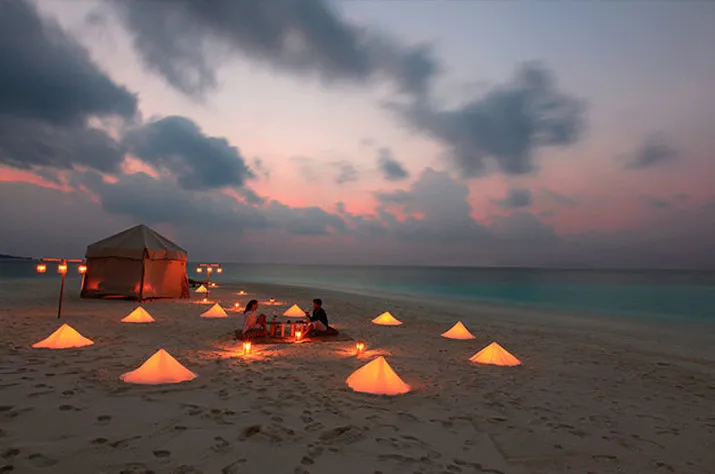 8393 maldives honeymoon beach