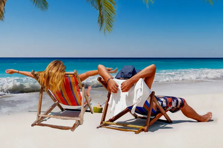 8411 maldives beach