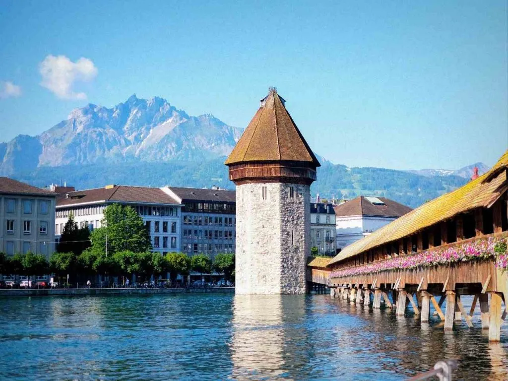 8422 montreux honeymoon