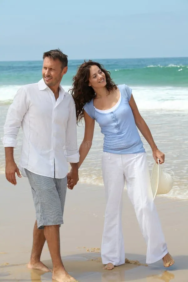 8425 beach resort honeymoon packing