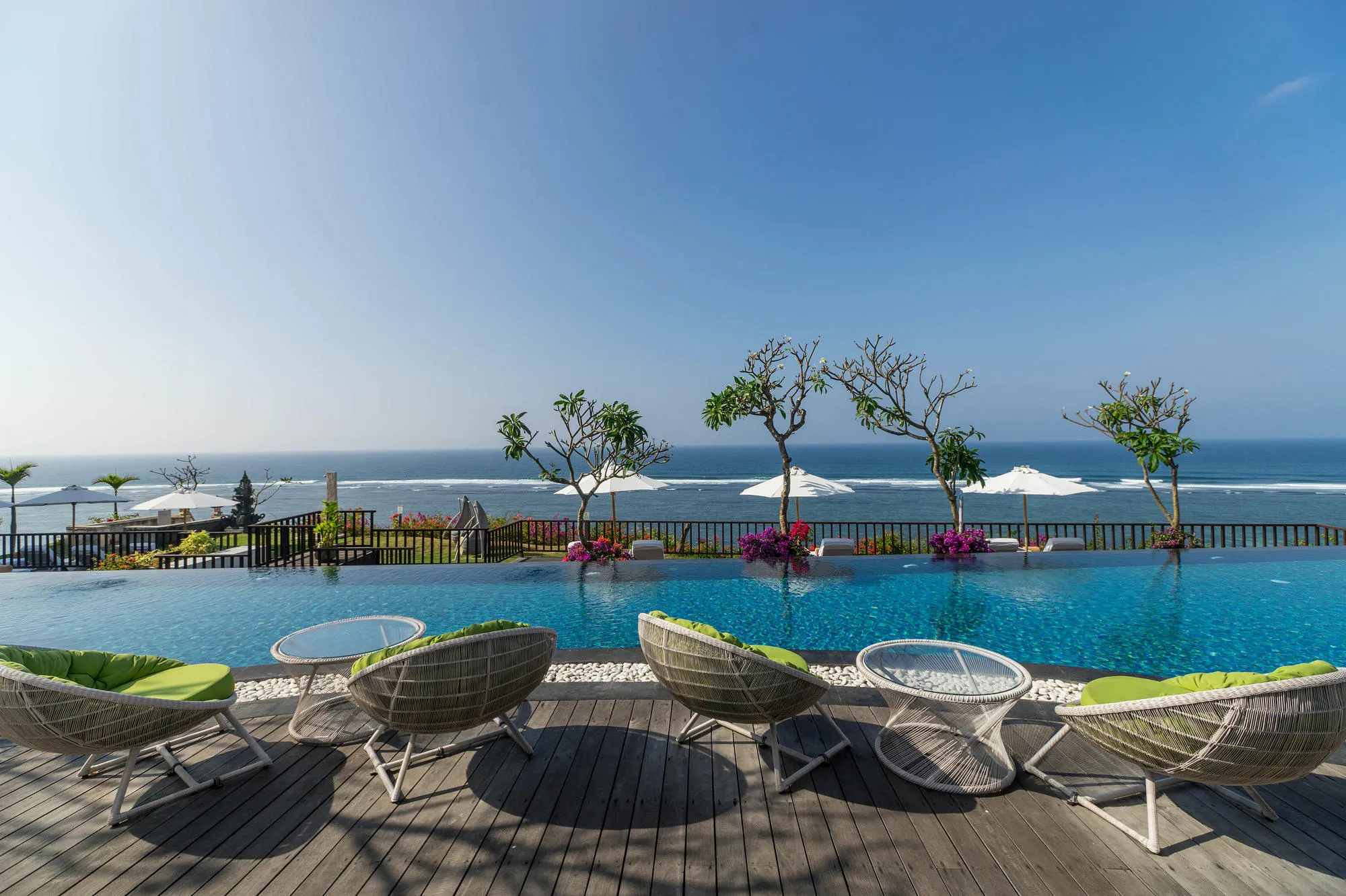 8431 resort room ocean view