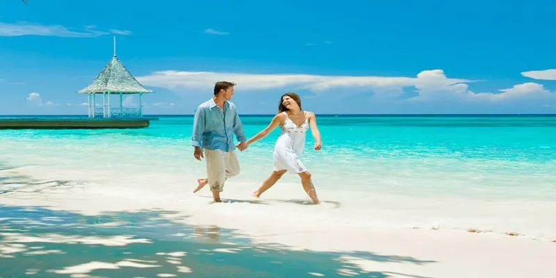 8433 bali honeymoon couple