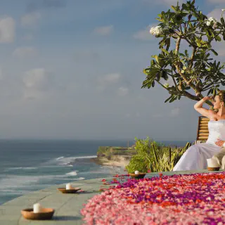 /img/8441-bali-honeymoon-packing-essentials.webp