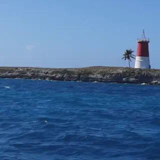 /img/8454-bimini-honeymoon-harbour-water-sports.webp