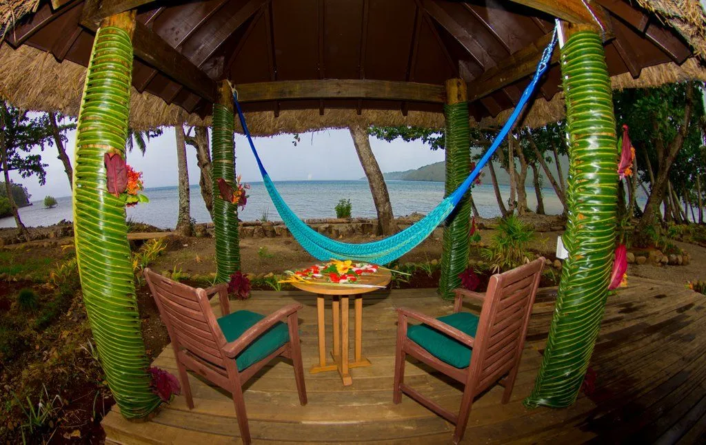 8455 warwick fiji resort