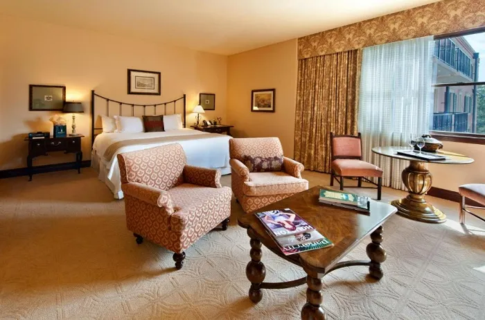 8468 the lancaster hotel