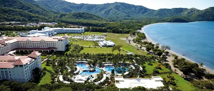 8474 manuel antonio beach