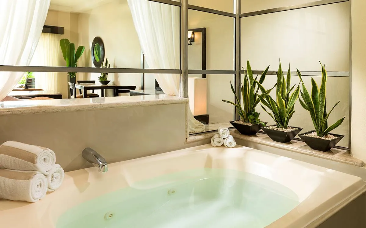 8476 honeymoon suite eldorado maroma dining