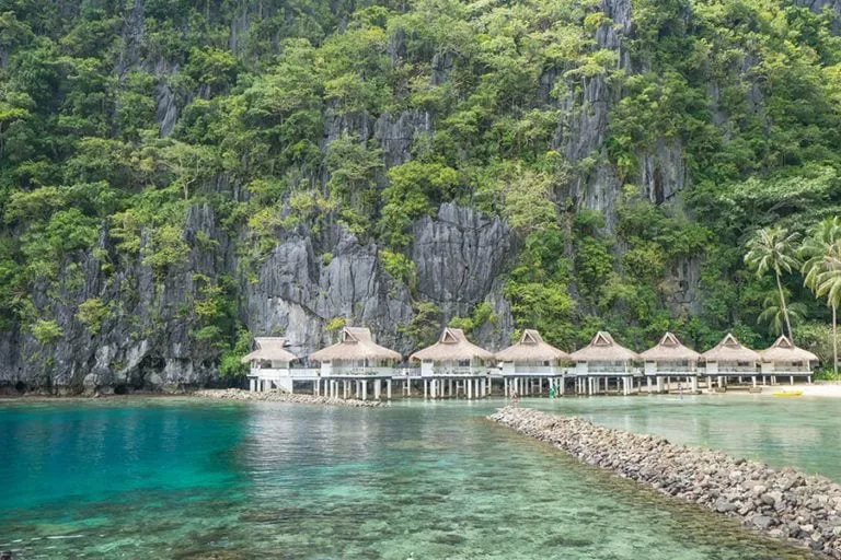 8488 budget honeymoon couple beach